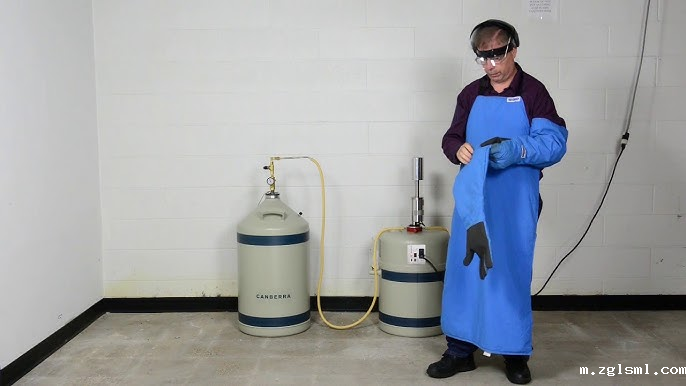 液氮罐清洗准备
